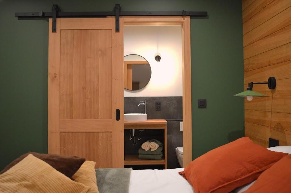 La Jardiniere Bed and Breakfast Érezée Εξωτερικό φωτογραφία